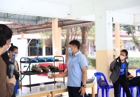 ภาพกิจกรรม  คณะวิทยาศาสตร์และเทคโนโลยี จัดค่ายวิทยาศาสตร์สัญจรโรงเรียนมัธยมพัชรกิติยาภา 2 กำแพงเพชร