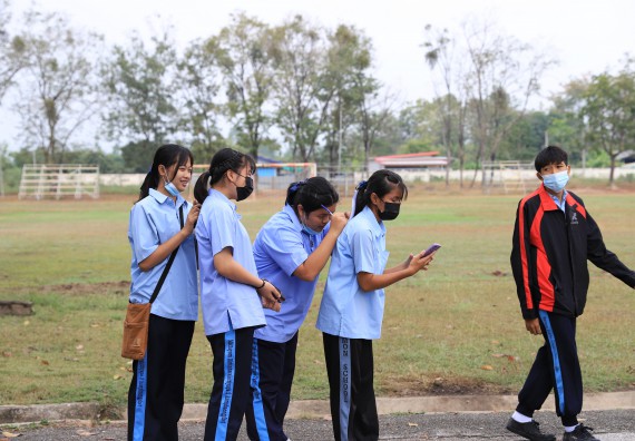 ภาพกิจกรรม  คณะวิทยาศาสตร์และเทคโนโลยี จัดค่ายวิทยาศาสตร์สัญจรโรงเรียนมัธยมพัชรกิติยาภา 2 กำแพงเพชร