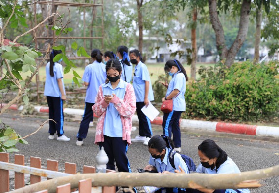 ภาพกิจกรรม  คณะวิทยาศาสตร์และเทคโนโลยี จัดค่ายวิทยาศาสตร์สัญจรโรงเรียนมัธยมพัชรกิติยาภา 2 กำแพงเพชร
