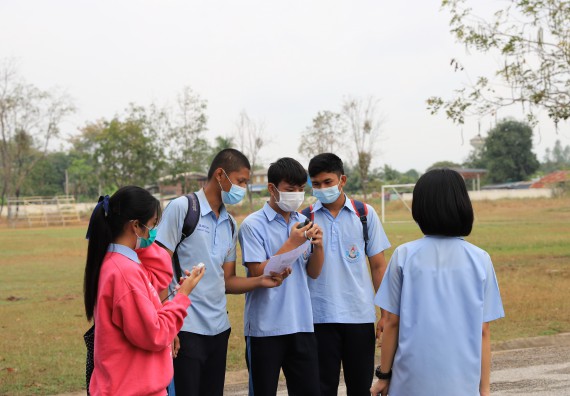 ภาพกิจกรรม  คณะวิทยาศาสตร์และเทคโนโลยี จัดค่ายวิทยาศาสตร์สัญจรโรงเรียนมัธยมพัชรกิติยาภา 2 กำแพงเพชร