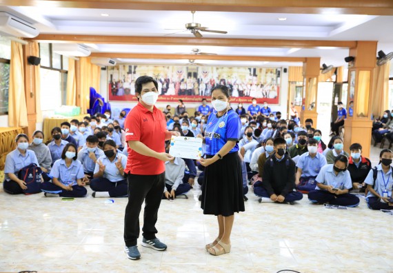 ภาพกิจกรรม  คณะวิทยาศาสตร์และเทคโนโลยี จัดค่ายวิทยาศาสตร์สัญจรโรงเรียนมัธยมพัชรกิติยาภา 2 กำแพงเพชร