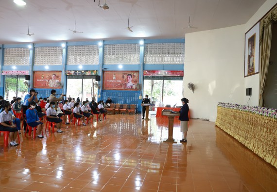 ภาพกิจกรรม  คณะวิทยาศาสตร์และเทคโนโลยี จัดค่ายวิทยาศาสตร์สัญจรโรงเรียนโกสัมพีวิทยา