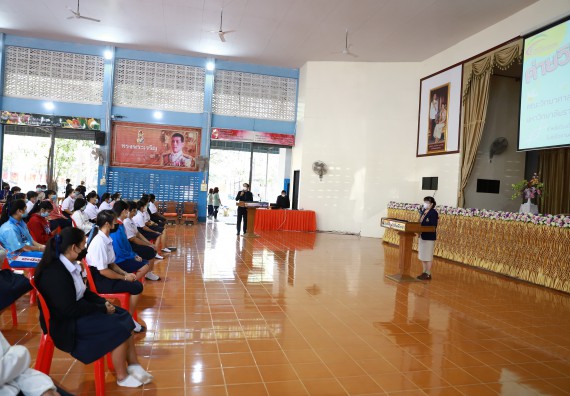 ภาพกิจกรรม  คณะวิทยาศาสตร์และเทคโนโลยี จัดค่ายวิทยาศาสตร์สัญจรโรงเรียนโกสัมพีวิทยา