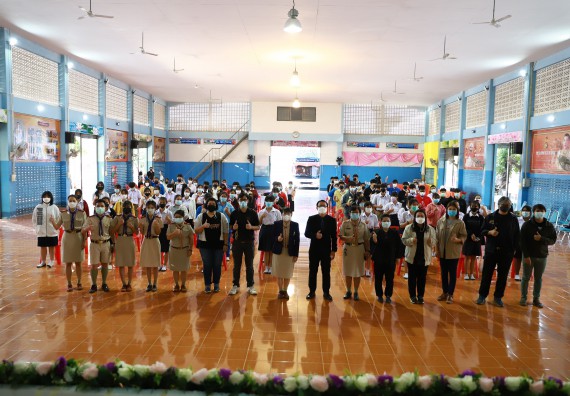 ภาพกิจกรรม  คณะวิทยาศาสตร์และเทคโนโลยี จัดค่ายวิทยาศาสตร์สัญจรโรงเรียนโกสัมพีวิทยา