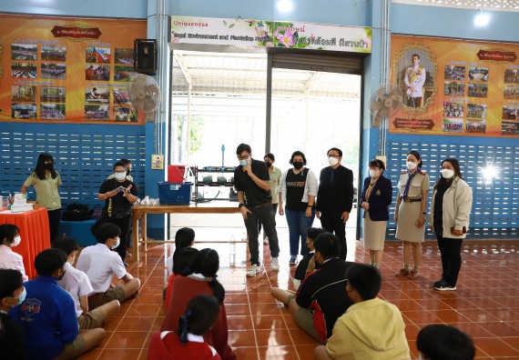 ภาพกิจกรรม  คณะวิทยาศาสตร์และเทคโนโลยี จัดค่ายวิทยาศาสตร์สัญจรโรงเรียนโกสัมพีวิทยา