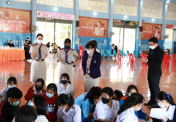 ภาพกิจกรรม  คณะวิทยาศาสตร์และเทคโนโลยี จัดค่ายวิทยาศาสตร์สัญจรโรงเรียนโกสัมพีวิทยา