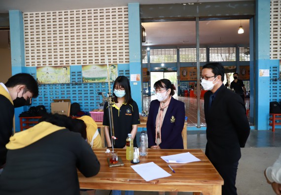 ภาพกิจกรรม  คณะวิทยาศาสตร์และเทคโนโลยี จัดค่ายวิทยาศาสตร์สัญจรโรงเรียนโกสัมพีวิทยา