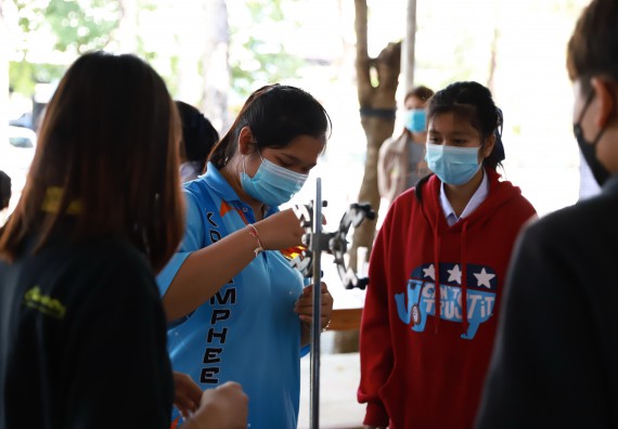 ภาพกิจกรรม  คณะวิทยาศาสตร์และเทคโนโลยี จัดค่ายวิทยาศาสตร์สัญจรโรงเรียนโกสัมพีวิทยา