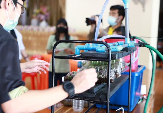 ภาพกิจกรรม  คณะวิทยาศาสตร์และเทคโนโลยี จัดค่ายวิทยาศาสตร์สัญจรโรงเรียนโกสัมพีวิทยา