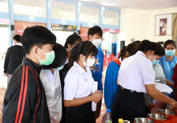 ภาพกิจกรรม  คณะวิทยาศาสตร์และเทคโนโลยี จัดค่ายวิทยาศาสตร์สัญจรโรงเรียนโกสัมพีวิทยา