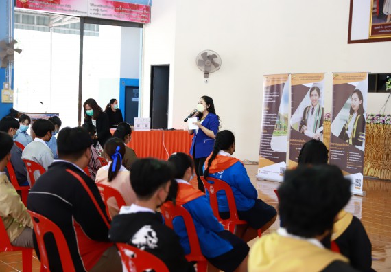 ภาพกิจกรรม  คณะวิทยาศาสตร์และเทคโนโลยี จัดค่ายวิทยาศาสตร์สัญจรโรงเรียนโกสัมพีวิทยา