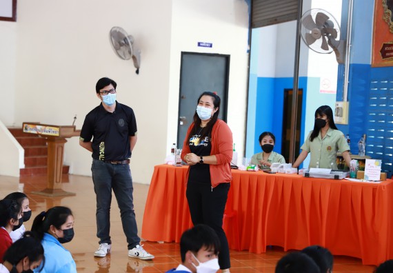 ภาพกิจกรรม  คณะวิทยาศาสตร์และเทคโนโลยี จัดค่ายวิทยาศาสตร์สัญจรโรงเรียนโกสัมพีวิทยา