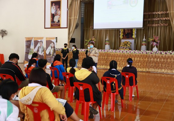 ภาพกิจกรรม  คณะวิทยาศาสตร์และเทคโนโลยี จัดค่ายวิทยาศาสตร์สัญจรโรงเรียนโกสัมพีวิทยา