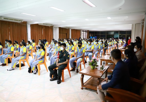 ภาพกิจกรรม  คณะวิทยาศาสตร์และเทคโนโลยี จัดค่ายวิทยาศาสตร์สัญจรโรงเรียนสลกบาตรวิทยา