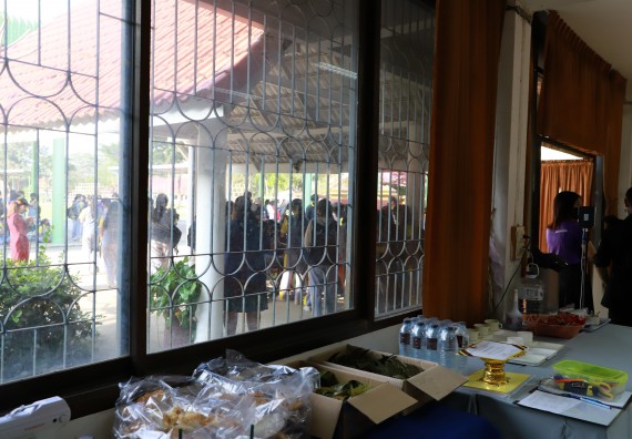 ภาพกิจกรรม  คณะวิทยาศาสตร์และเทคโนโลยี จัดค่ายวิทยาศาสตร์สัญจรโรงเรียนสลกบาตรวิทยา