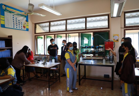 ภาพกิจกรรม  คณะวิทยาศาสตร์และเทคโนโลยี จัดค่ายวิทยาศาสตร์สัญจรโรงเรียนสลกบาตรวิทยา