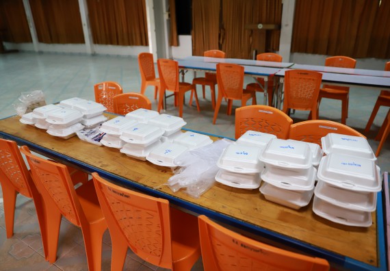 ภาพกิจกรรม  คณะวิทยาศาสตร์และเทคโนโลยี จัดค่ายวิทยาศาสตร์สัญจรโรงเรียนสลกบาตรวิทยา