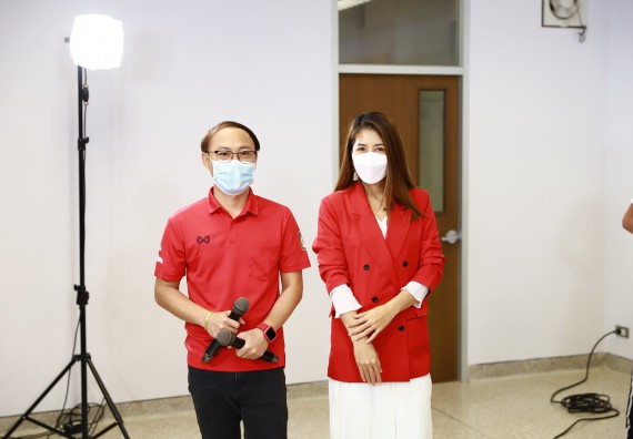 ภาพกิจกรรม   คณะวิทยาศาสตร์และเทคโนโลยี จัดกิจกรรมถ่ายทอดสดเผยแพร่ประชาสัมพันธ์ภาพลักษณ์ของหลักสูตร และถ่ายทอดองค์ความรู้ของคณะวิทยาศาสตร์และเทคโนโลยีแก่ชุมชน