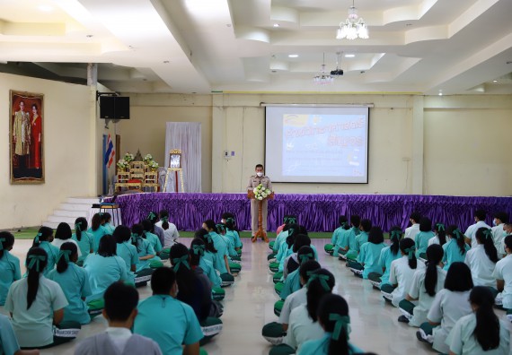 ภาพกิจกรรม  คณะวิทยาศาสตร์และเทคโนโลยี จัดค่ายวิทยาศาสตร์สัญจรโรงเรียนลานกระบือวิทยา