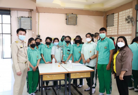 ภาพกิจกรรม  คณะวิทยาศาสตร์และเทคโนโลยี จัดค่ายวิทยาศาสตร์สัญจรโรงเรียนลานกระบือวิทยา