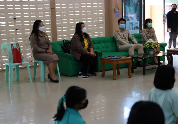 ภาพกิจกรรม  คณะวิทยาศาสตร์และเทคโนโลยี จัดค่ายวิทยาศาสตร์สัญจรโรงเรียนลานกระบือวิทยา