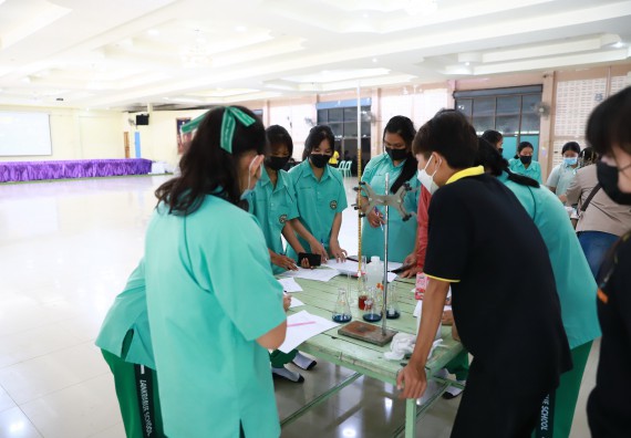 ภาพกิจกรรม  คณะวิทยาศาสตร์และเทคโนโลยี จัดค่ายวิทยาศาสตร์สัญจรโรงเรียนลานกระบือวิทยา