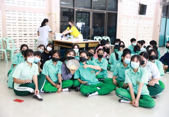 ภาพกิจกรรม  คณะวิทยาศาสตร์และเทคโนโลยี จัดค่ายวิทยาศาสตร์สัญจรโรงเรียนลานกระบือวิทยา