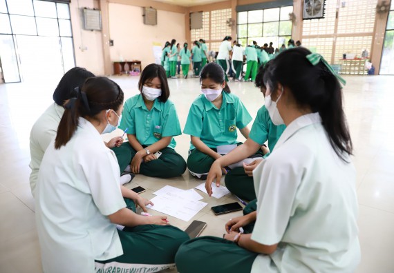 ภาพกิจกรรม  คณะวิทยาศาสตร์และเทคโนโลยี จัดค่ายวิทยาศาสตร์สัญจรโรงเรียนลานกระบือวิทยา