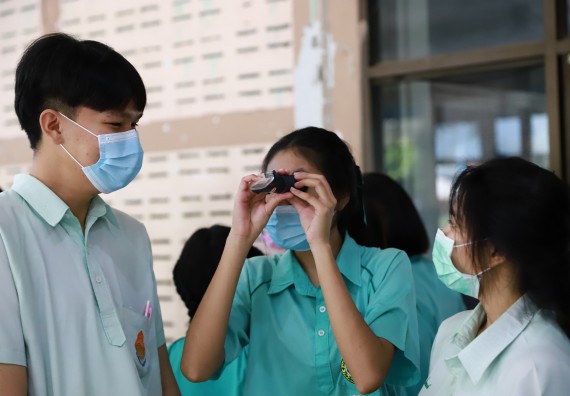 ภาพกิจกรรม  คณะวิทยาศาสตร์และเทคโนโลยี จัดค่ายวิทยาศาสตร์สัญจรโรงเรียนลานกระบือวิทยา
