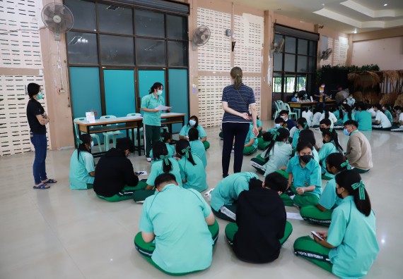 ภาพกิจกรรม  คณะวิทยาศาสตร์และเทคโนโลยี จัดค่ายวิทยาศาสตร์สัญจรโรงเรียนลานกระบือวิทยา