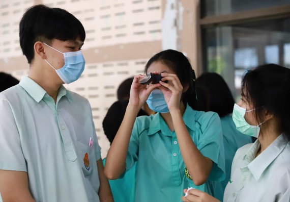 ภาพกิจกรรม  คณะวิทยาศาสตร์และเทคโนโลยี จัดค่ายวิทยาศาสตร์สัญจรโรงเรียนลานกระบือวิทยา