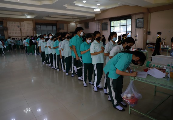 ภาพกิจกรรม  คณะวิทยาศาสตร์และเทคโนโลยี จัดค่ายวิทยาศาสตร์สัญจรโรงเรียนลานกระบือวิทยา