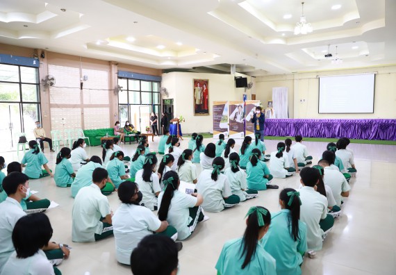 ภาพกิจกรรม  คณะวิทยาศาสตร์และเทคโนโลยี จัดค่ายวิทยาศาสตร์สัญจรโรงเรียนลานกระบือวิทยา