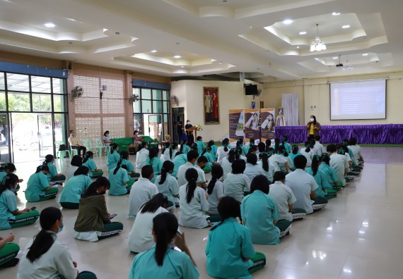 ภาพกิจกรรม  คณะวิทยาศาสตร์และเทคโนโลยี จัดค่ายวิทยาศาสตร์สัญจรโรงเรียนลานกระบือวิทยา