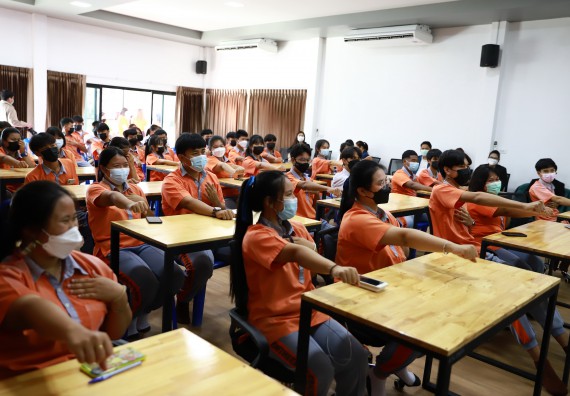 คณะวิทยาศาสตร์และเทคโนโลยี จัดค่ายวิทยาศาสตร์สัญจรโรงเรียนคณฑีพิทยาคม