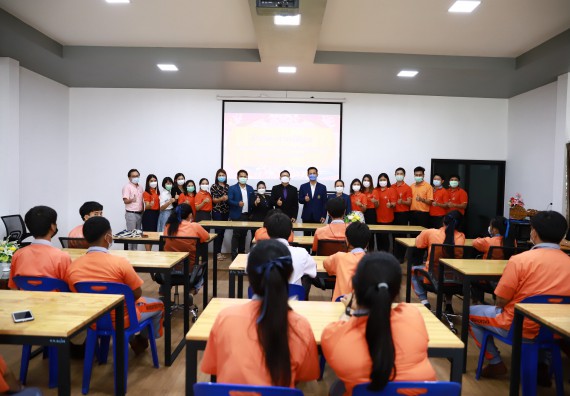 คณะวิทยาศาสตร์และเทคโนโลยี จัดค่ายวิทยาศาสตร์สัญจรโรงเรียนคณฑีพิทยาคม