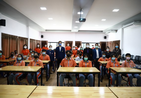 คณะวิทยาศาสตร์และเทคโนโลยี จัดค่ายวิทยาศาสตร์สัญจรโรงเรียนคณฑีพิทยาคม