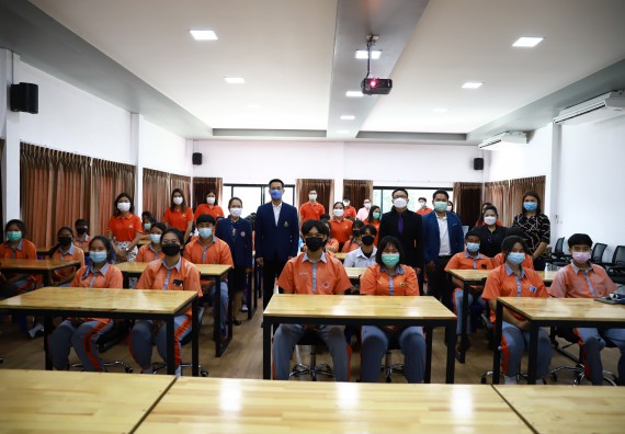 คณะวิทยาศาสตร์และเทคโนโลยี จัดค่ายวิทยาศาสตร์สัญจรโรงเรียนคณฑีพิทยาคม