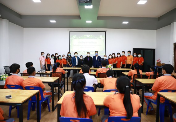 คณะวิทยาศาสตร์และเทคโนโลยี จัดค่ายวิทยาศาสตร์สัญจรโรงเรียนคณฑีพิทยาคม