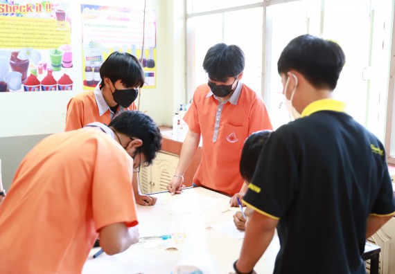 คณะวิทยาศาสตร์และเทคโนโลยี จัดค่ายวิทยาศาสตร์สัญจรโรงเรียนคณฑีพิทยาคม