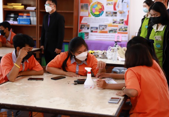 คณะวิทยาศาสตร์และเทคโนโลยี จัดค่ายวิทยาศาสตร์สัญจรโรงเรียนคณฑีพิทยาคม