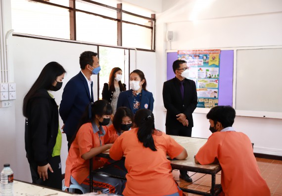 คณะวิทยาศาสตร์และเทคโนโลยี จัดค่ายวิทยาศาสตร์สัญจรโรงเรียนคณฑีพิทยาคม