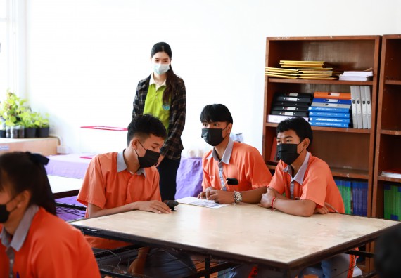 คณะวิทยาศาสตร์และเทคโนโลยี จัดค่ายวิทยาศาสตร์สัญจรโรงเรียนคณฑีพิทยาคม