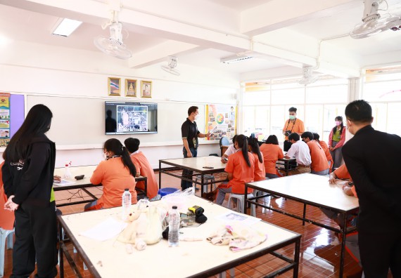 คณะวิทยาศาสตร์และเทคโนโลยี จัดค่ายวิทยาศาสตร์สัญจรโรงเรียนคณฑีพิทยาคม