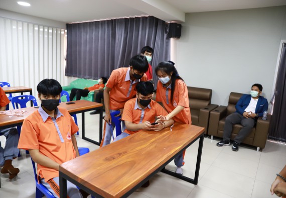 คณะวิทยาศาสตร์และเทคโนโลยี จัดค่ายวิทยาศาสตร์สัญจรโรงเรียนคณฑีพิทยาคม