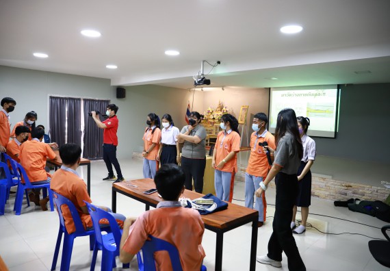 คณะวิทยาศาสตร์และเทคโนโลยี จัดค่ายวิทยาศาสตร์สัญจรโรงเรียนคณฑีพิทยาคม