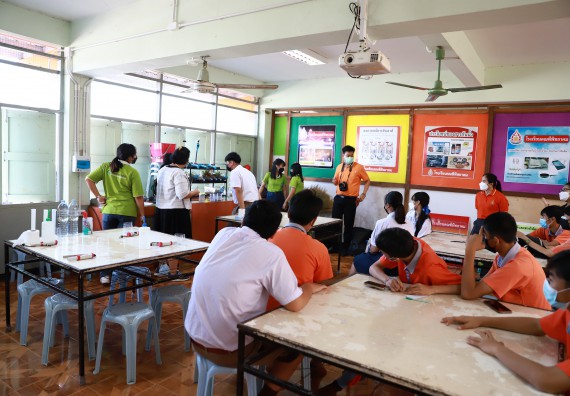 คณะวิทยาศาสตร์และเทคโนโลยี จัดค่ายวิทยาศาสตร์สัญจรโรงเรียนคณฑีพิทยาคม