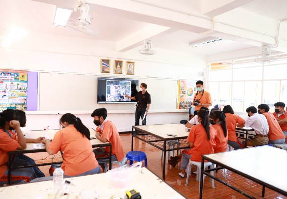 คณะวิทยาศาสตร์และเทคโนโลยี จัดค่ายวิทยาศาสตร์สัญจรโรงเรียนคณฑีพิทยาคม