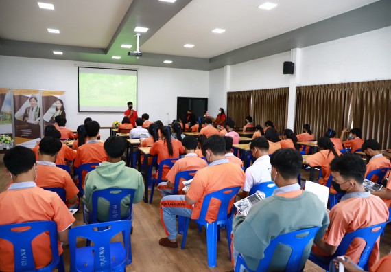 คณะวิทยาศาสตร์และเทคโนโลยี จัดค่ายวิทยาศาสตร์สัญจรโรงเรียนคณฑีพิทยาคม