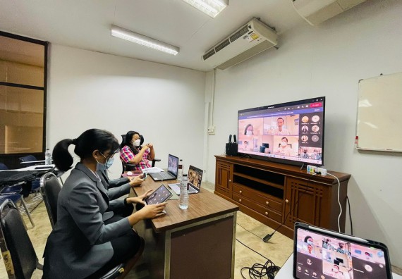 ภาพกิจกรรม คณะวิทยาศาสตร์และเทคโนโลยี นำเสนอโครงการออมสินยุวพัฒน์รักษ์ถิ่น ปี 2565